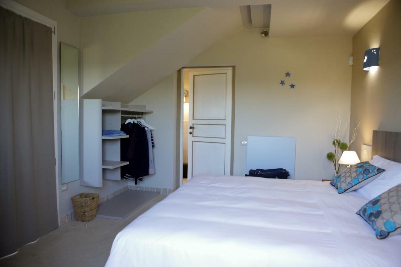 Avion B&B Elmas Buitenkant foto